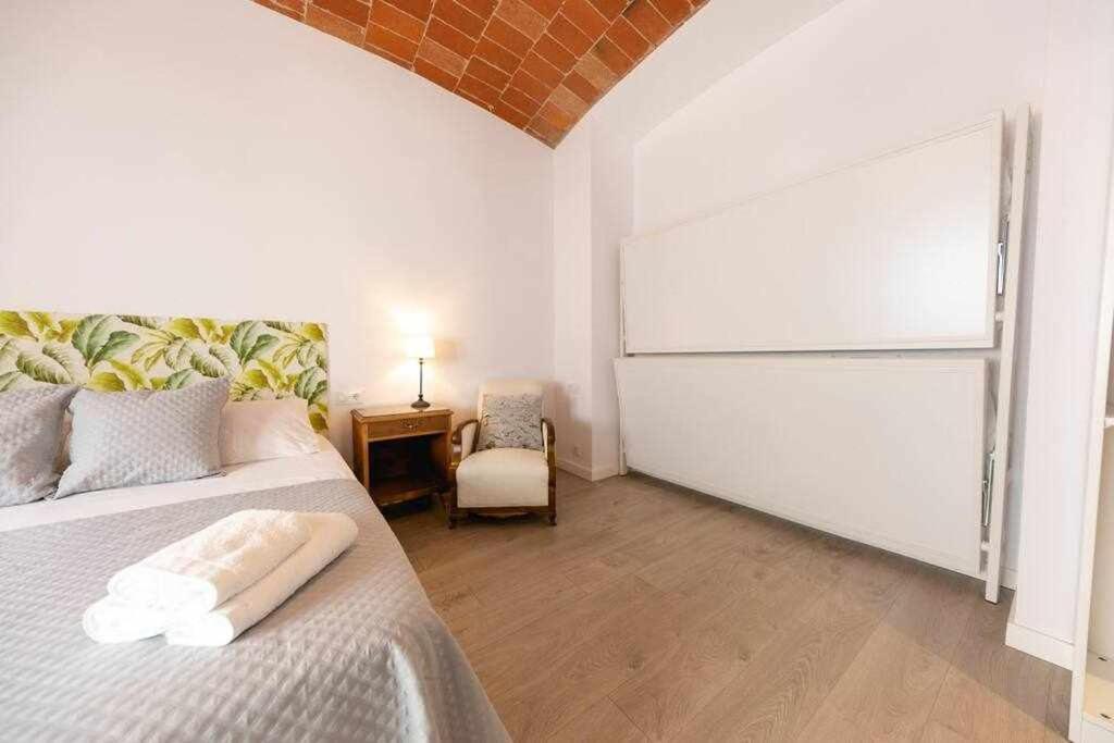 Newly Renovated Room W Pool & Bikeparking Girona Bilik gambar