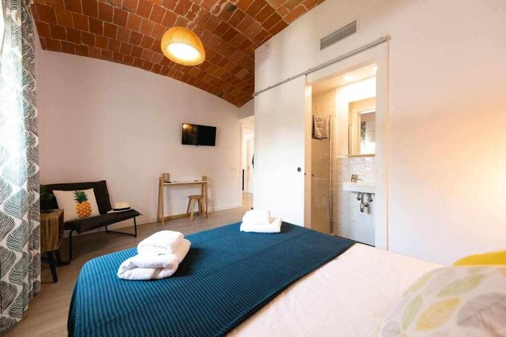 Newly Renovated Room W Pool & Bikeparking Girona Bilik gambar