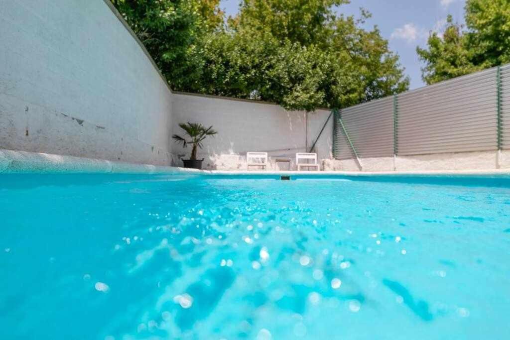 Newly Renovated Room W Pool & Bikeparking Girona Bilik gambar