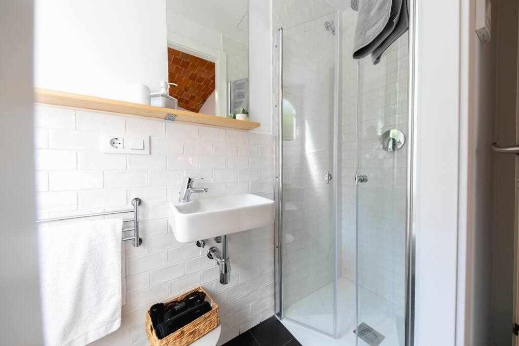 Newly Renovated Room W Pool & Bikeparking Girona Bilik gambar